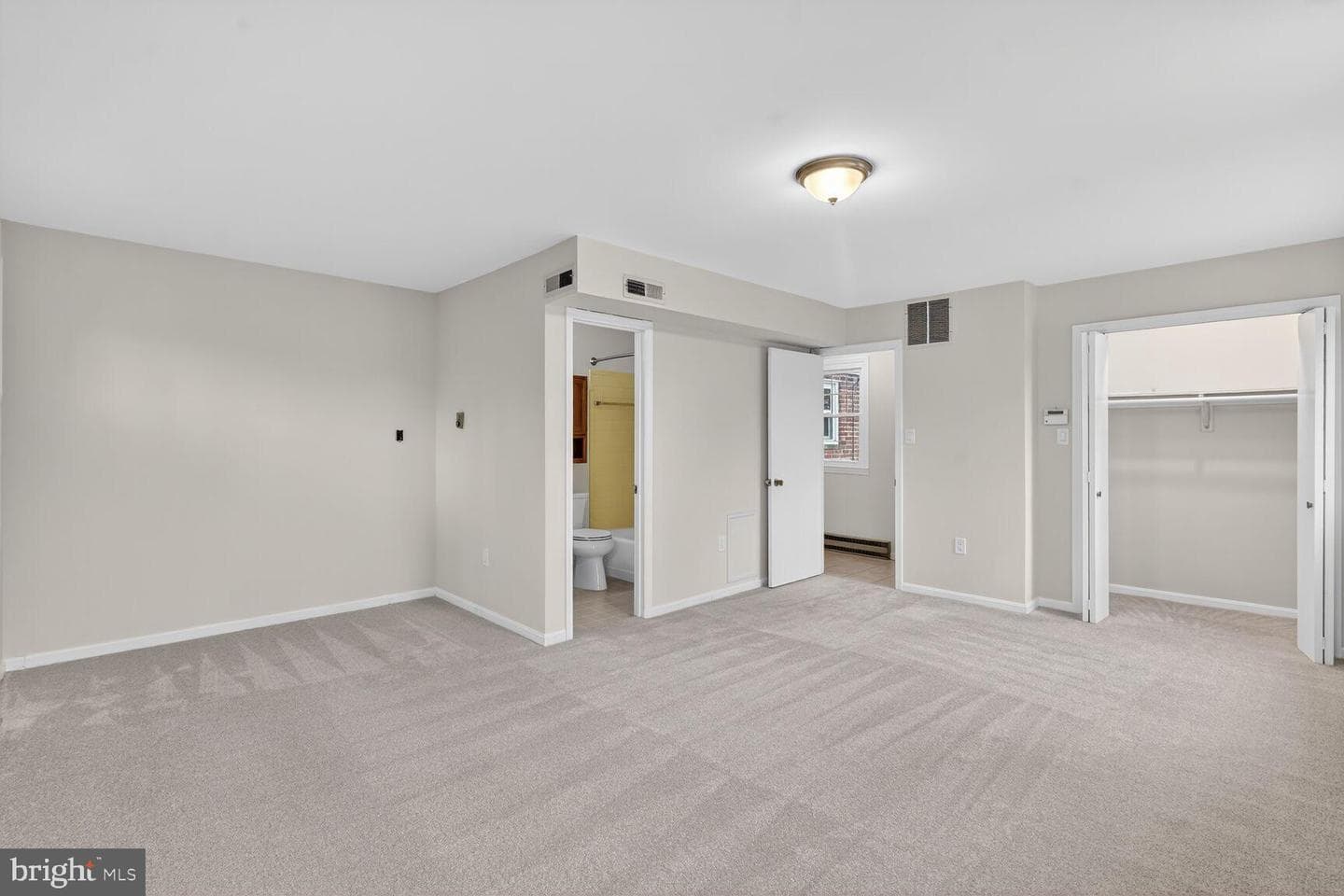 4503 Woodfield Road photo 3