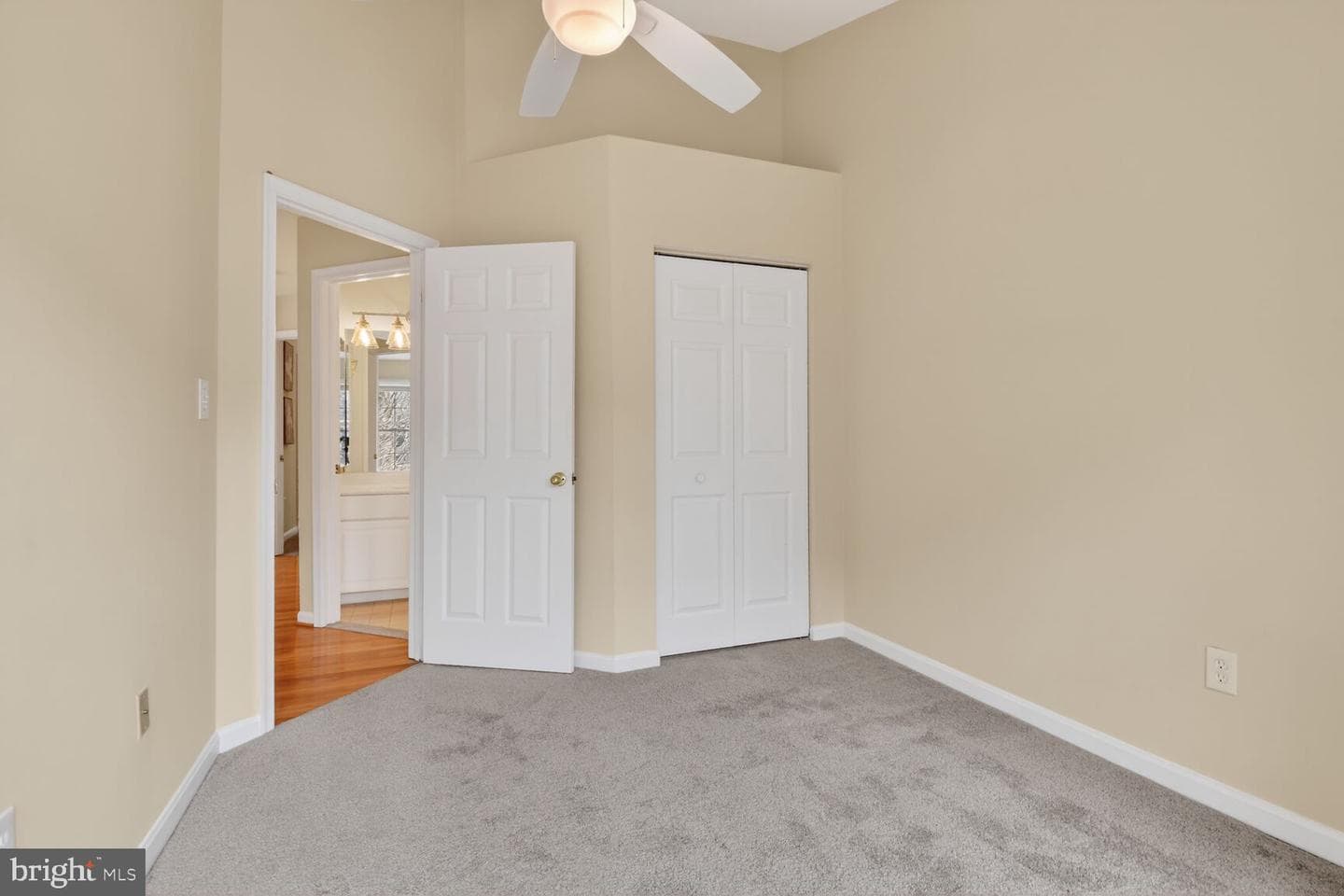 5433 Whitley Park Terrace #36 photo 19