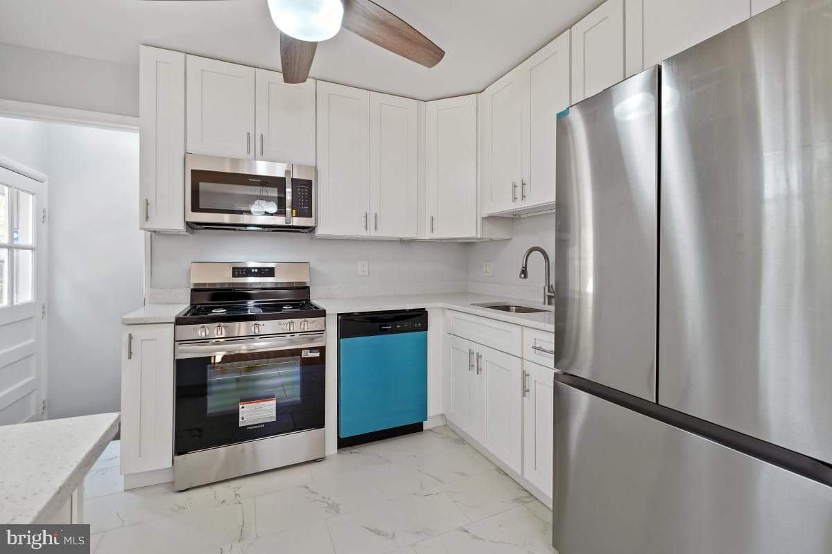 229 Hannes Street photo 12