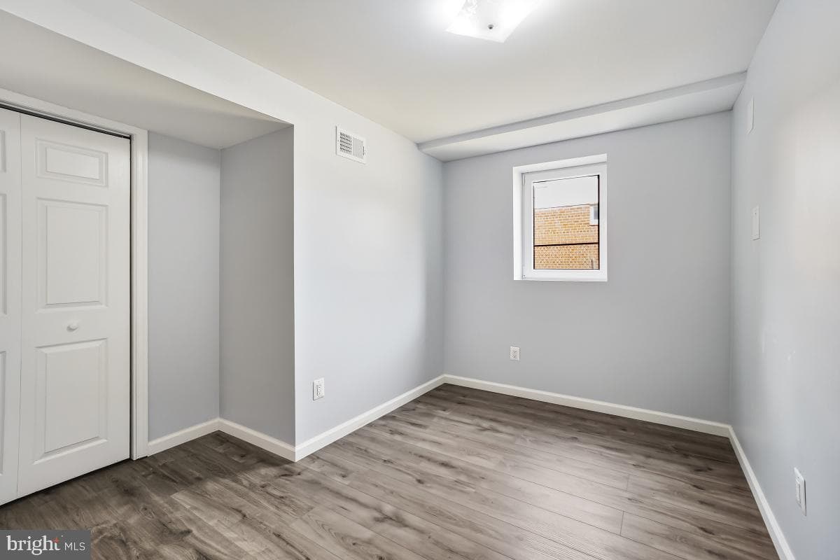 229 Hannes Street photo 28