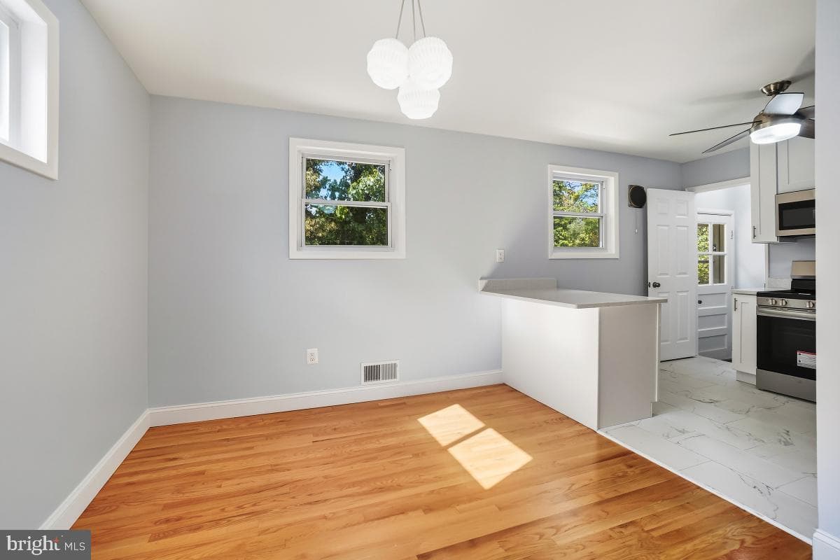 229 Hannes Street photo 9