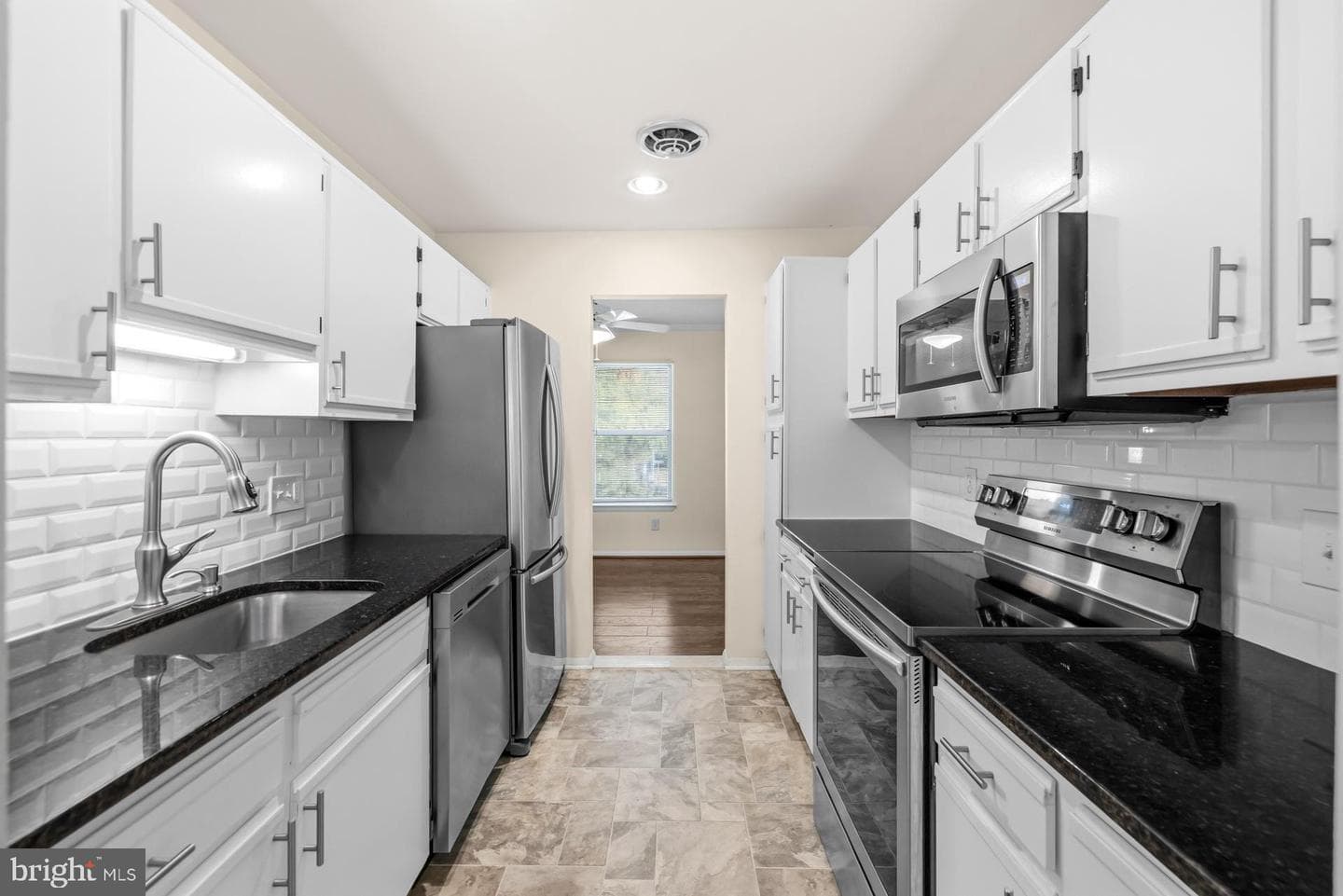 7911 Coriander Drive #302 photo 11