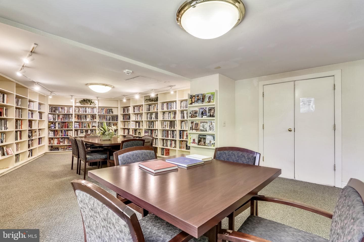 5225 Pooks Hill Road #1128s photo 30