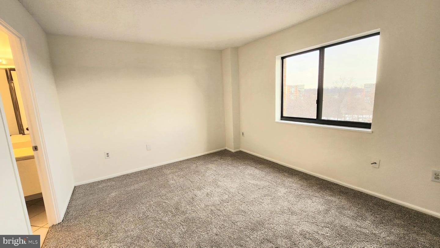 15115 Interlachen Drive #3-801 photo 25