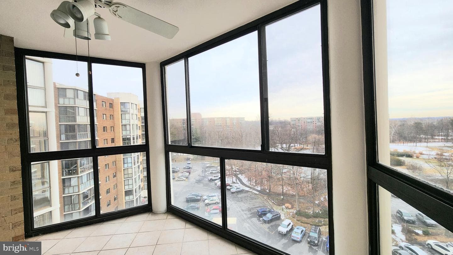 15115 Interlachen Drive #3-801 photo 26