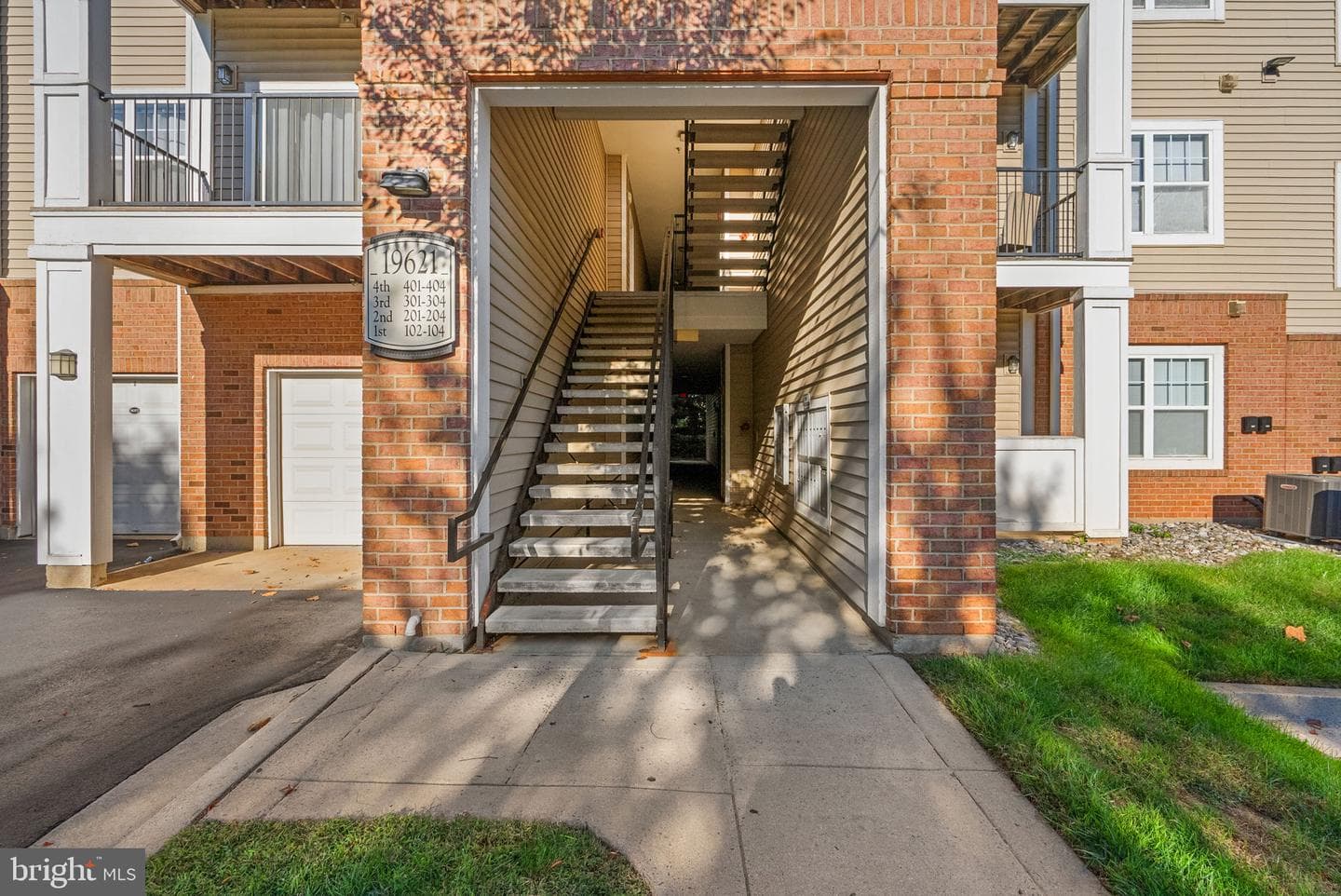 19621 Galway Bay Circle #302 photo 3