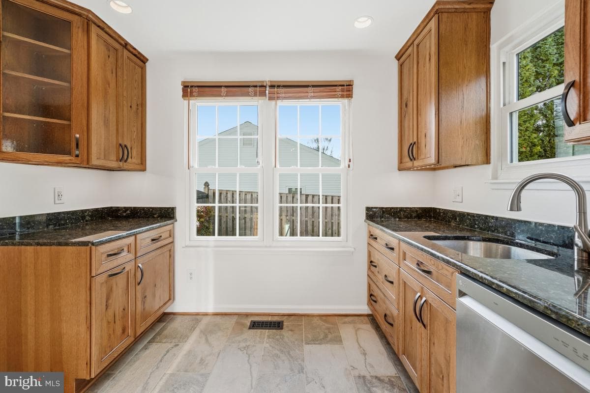 26 Neerwinder Court photo 12