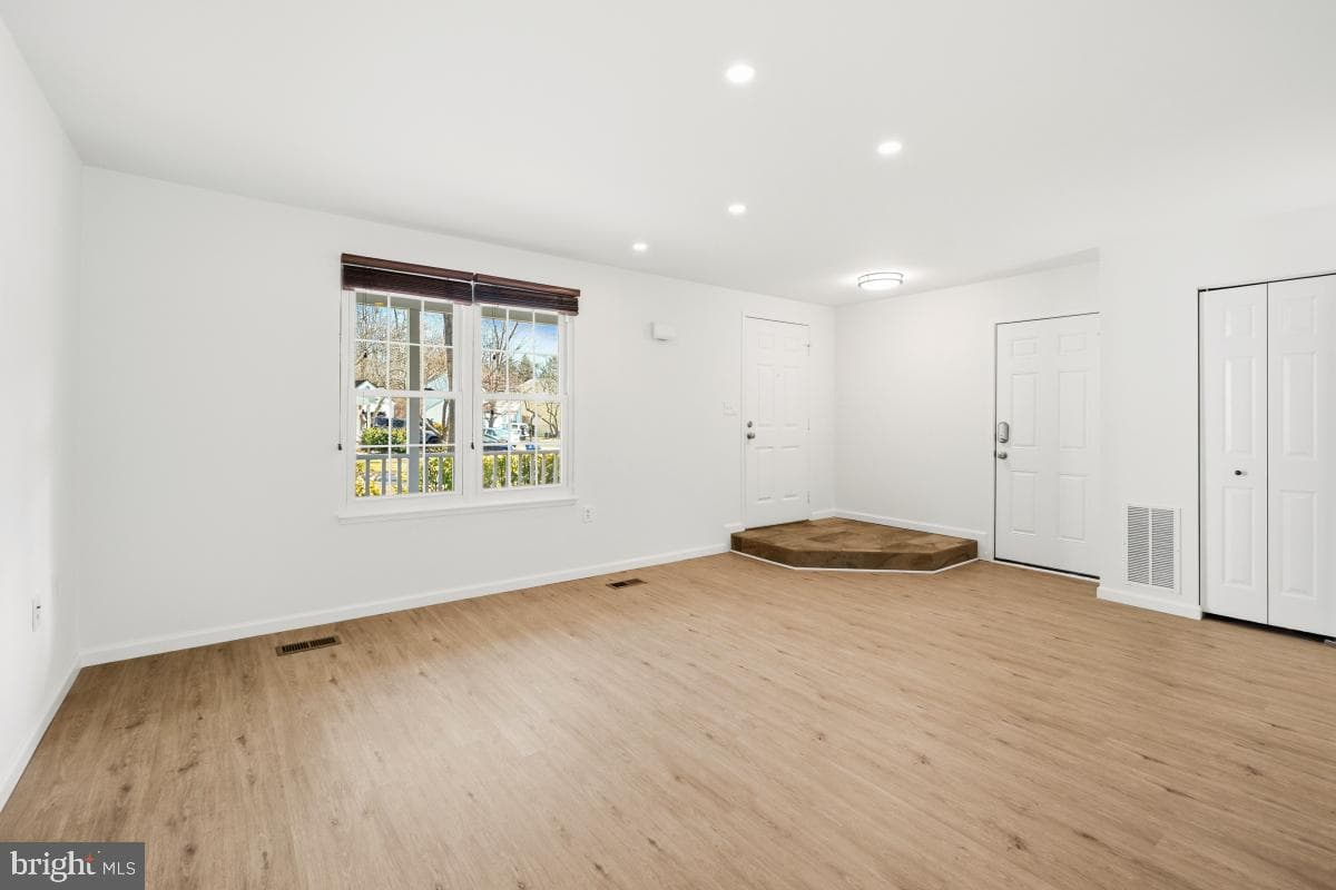 26 Neerwinder Court photo 6