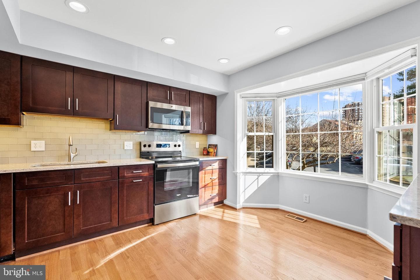 5465 Grove Ridge Way #123 photo 10