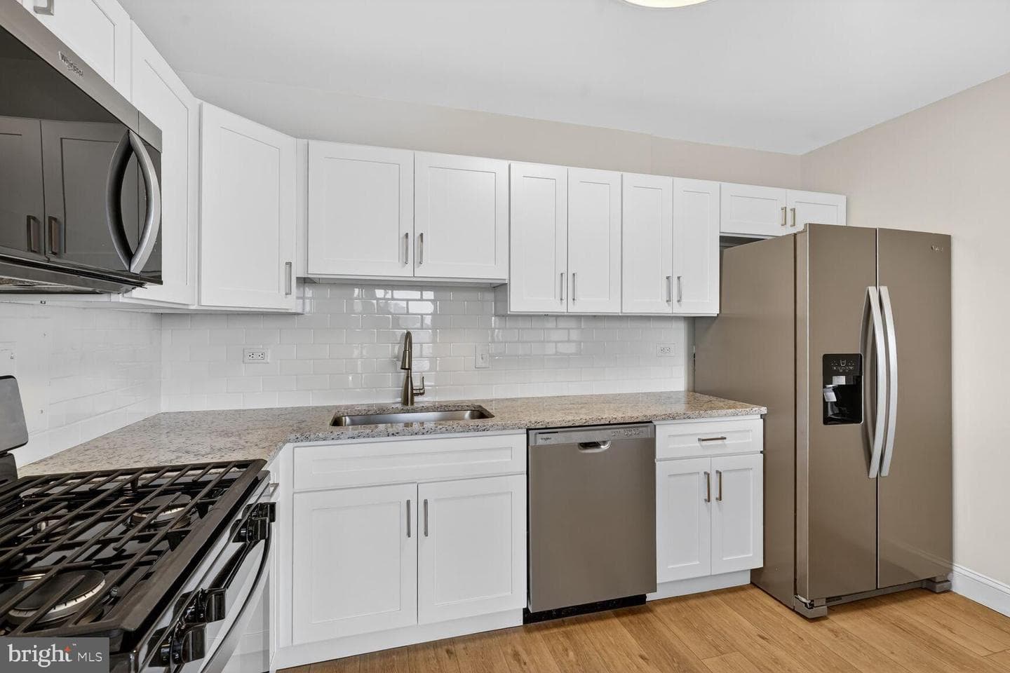 8315 N Brook Lane #1107 photo 3