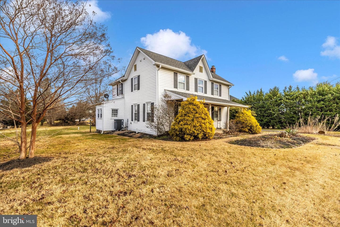9507 Main Street, Damascus