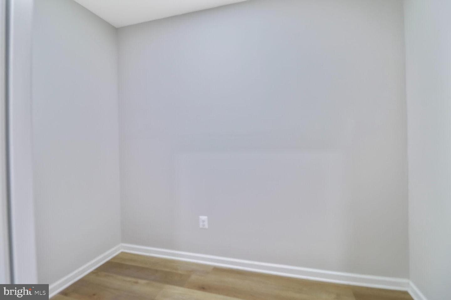 22448 Glenbow Way photo 16