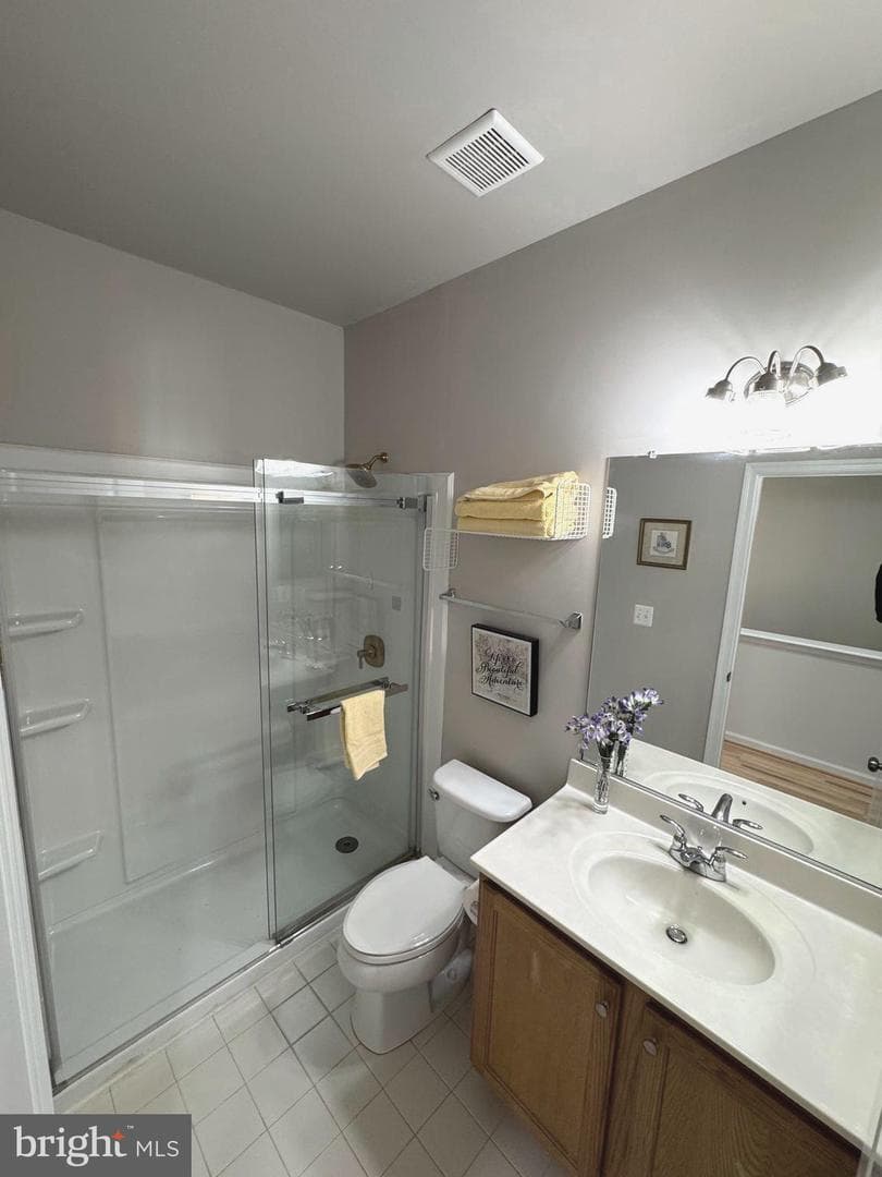 22448 Glenbow Way photo 20