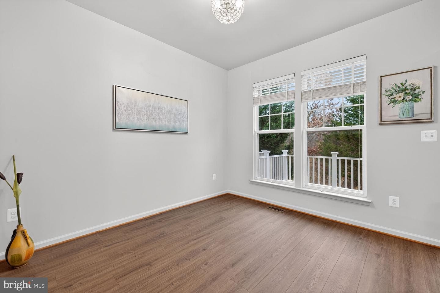 22448 Glenbow Way photo 7
