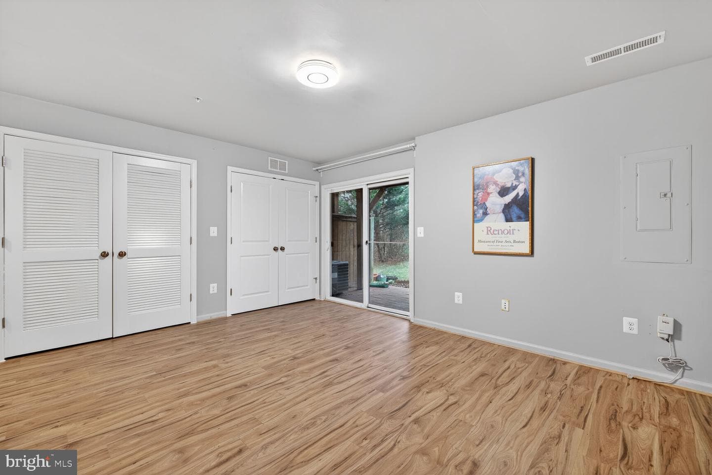 22448 Glenbow Way photo 9