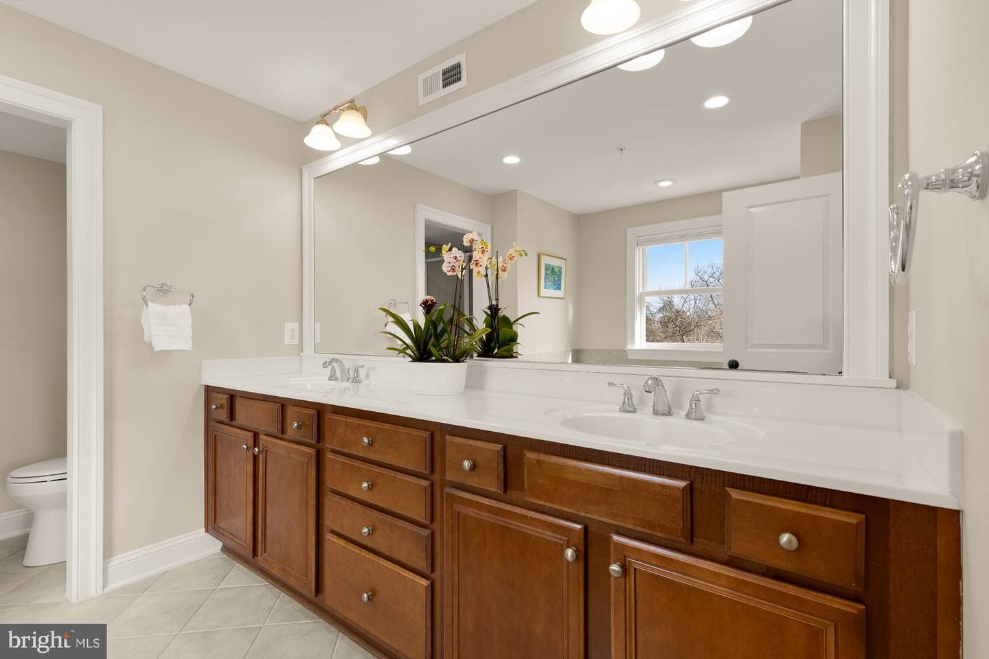 8803 Courts Way photo 22