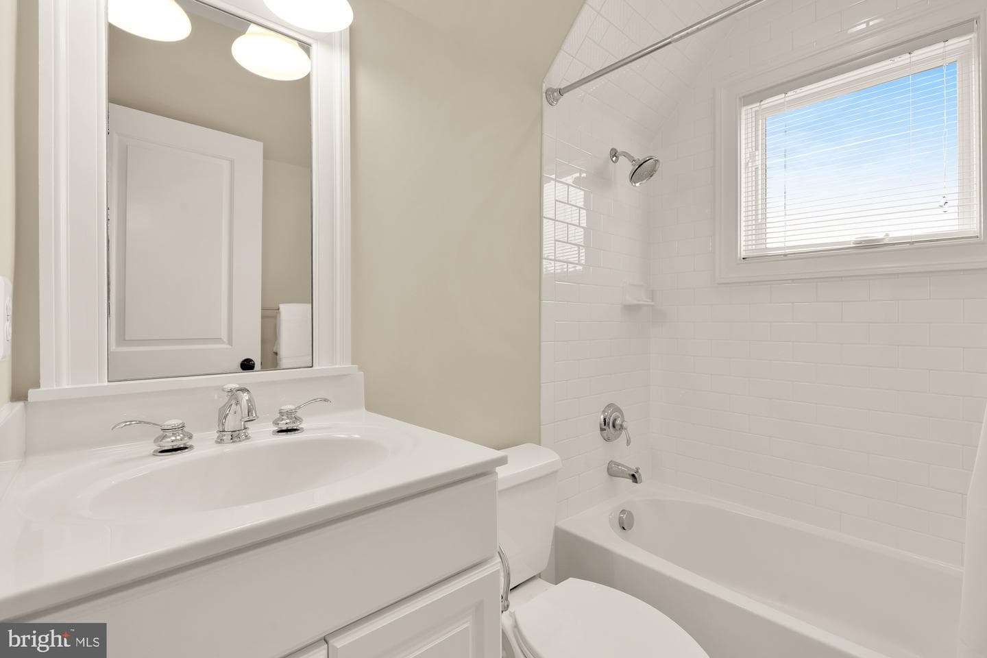 8803 Courts Way photo 37