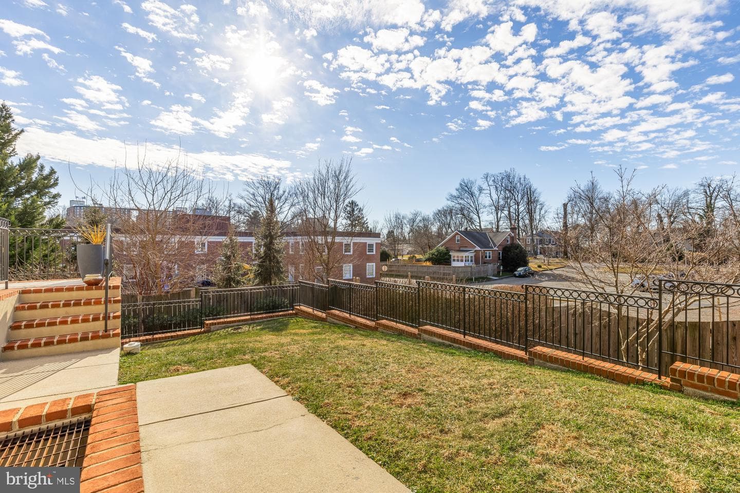 8803 Courts Way photo 51