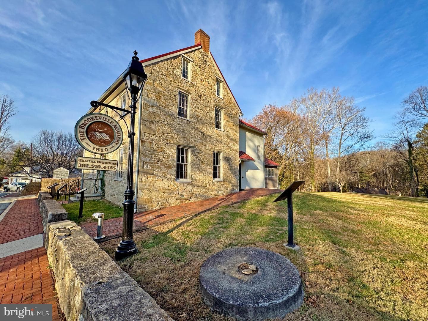 106 Water Street photo 17
