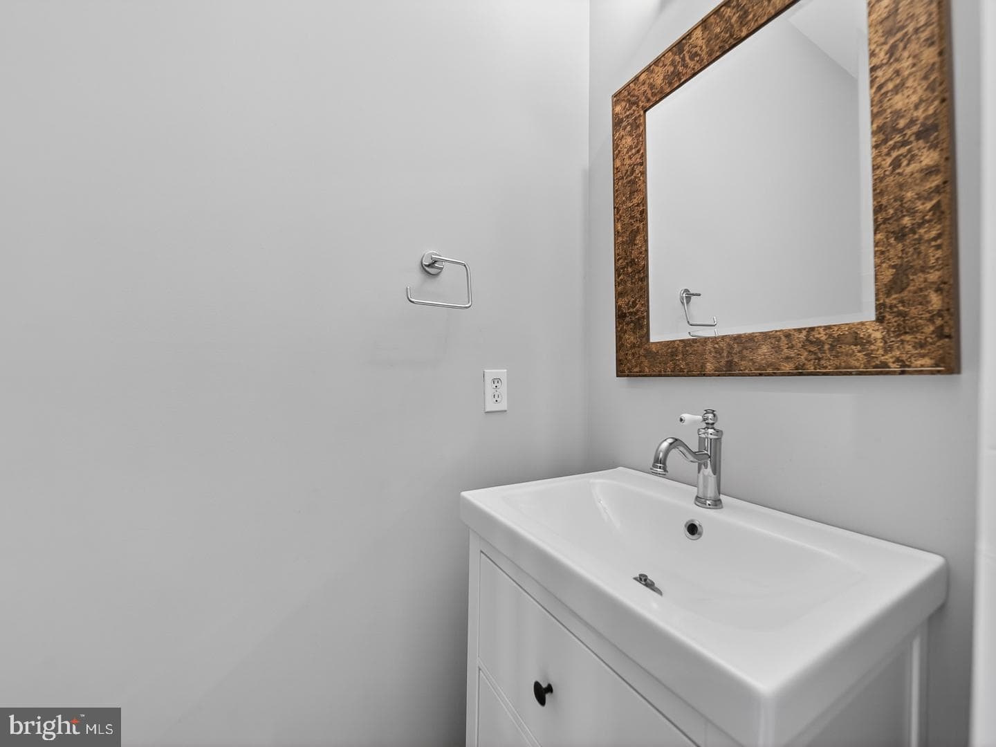 9534 Fernwood Road photo 16