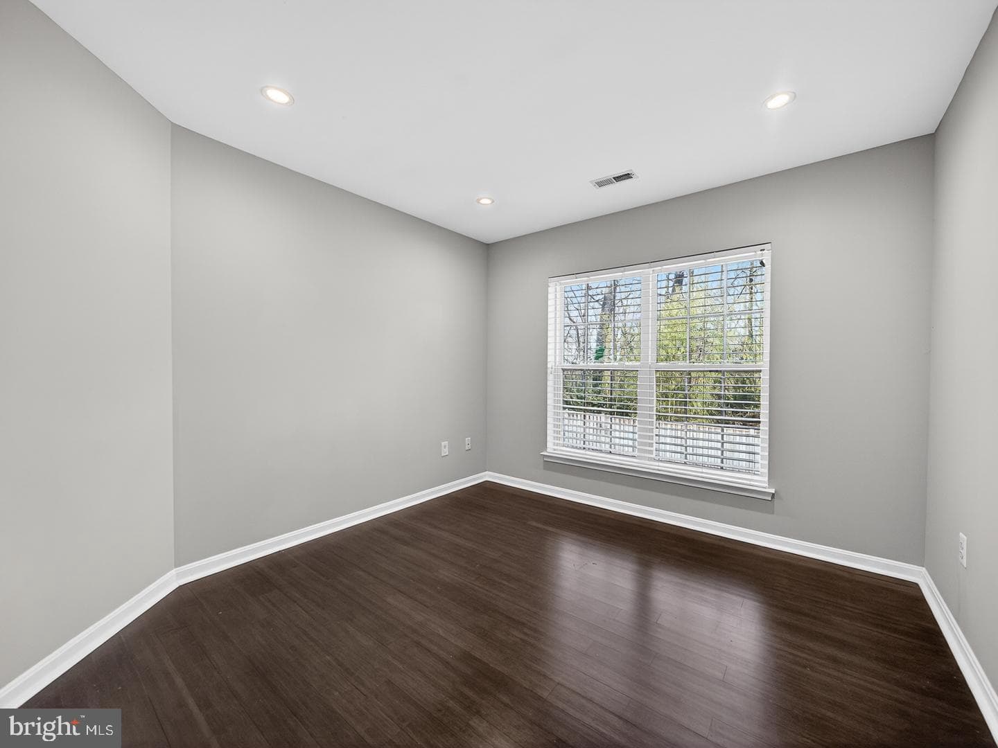 9534 Fernwood Road photo 34