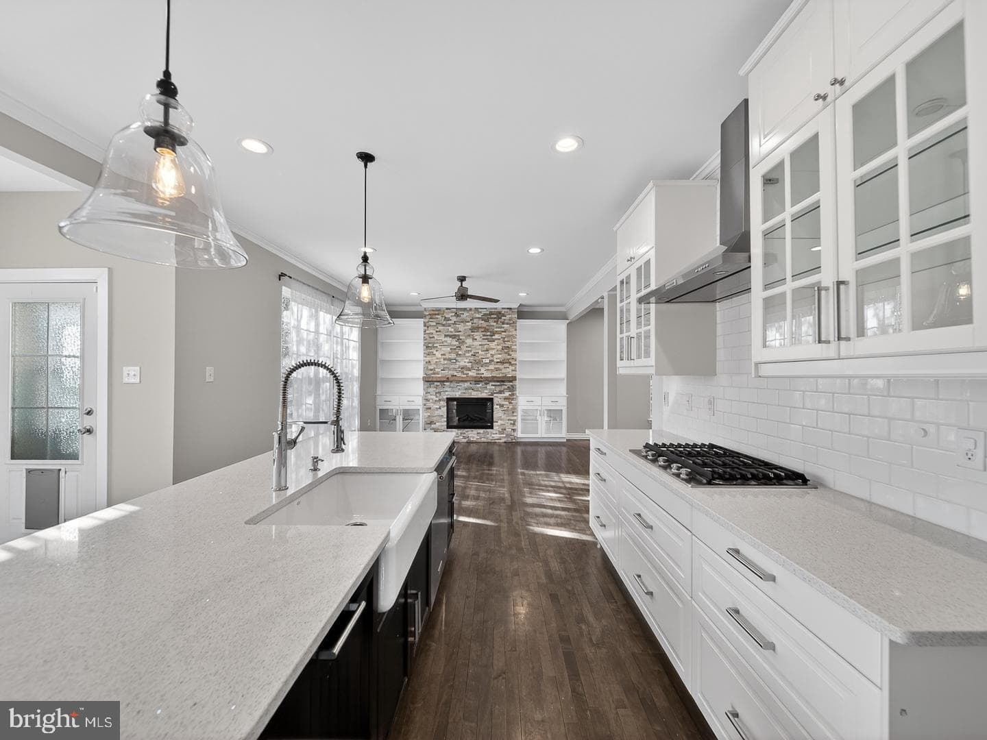 9534 Fernwood Road photo 6