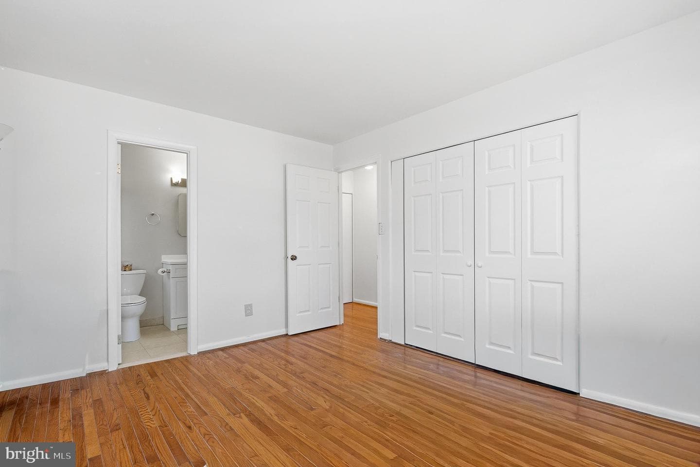 12725 Bushey Drive photo 19