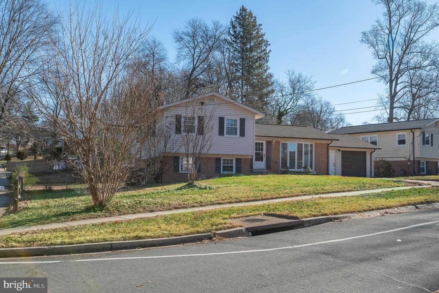 12725 Bushey Drive photo 2