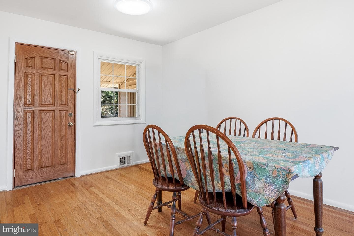12725 Bushey Drive photo 9