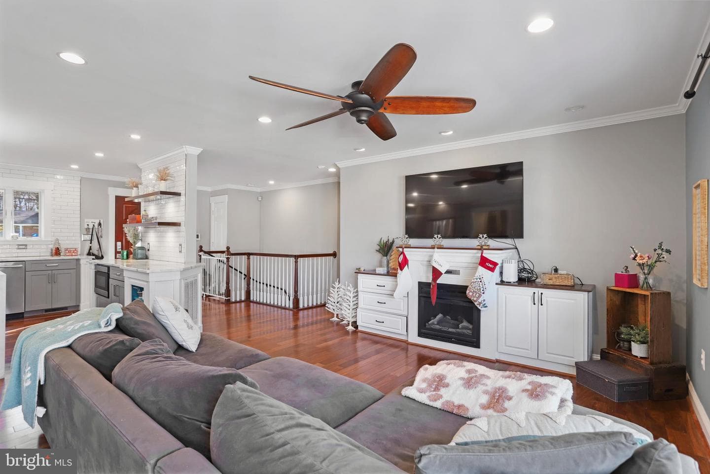 20420 Greenfield Road photo 17