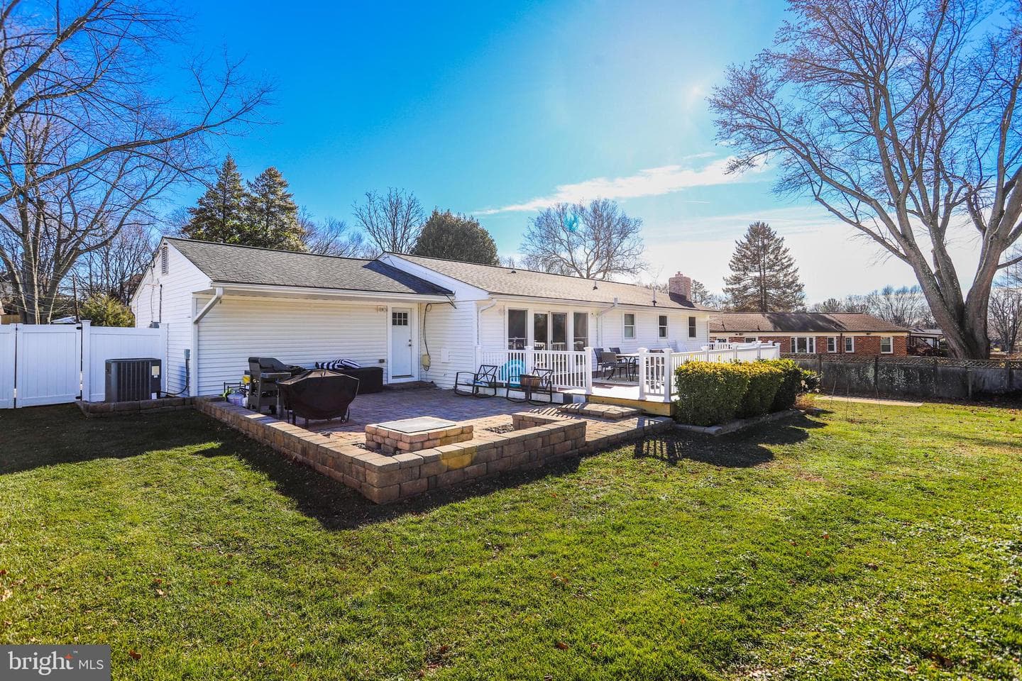 20420 Greenfield Road photo 5