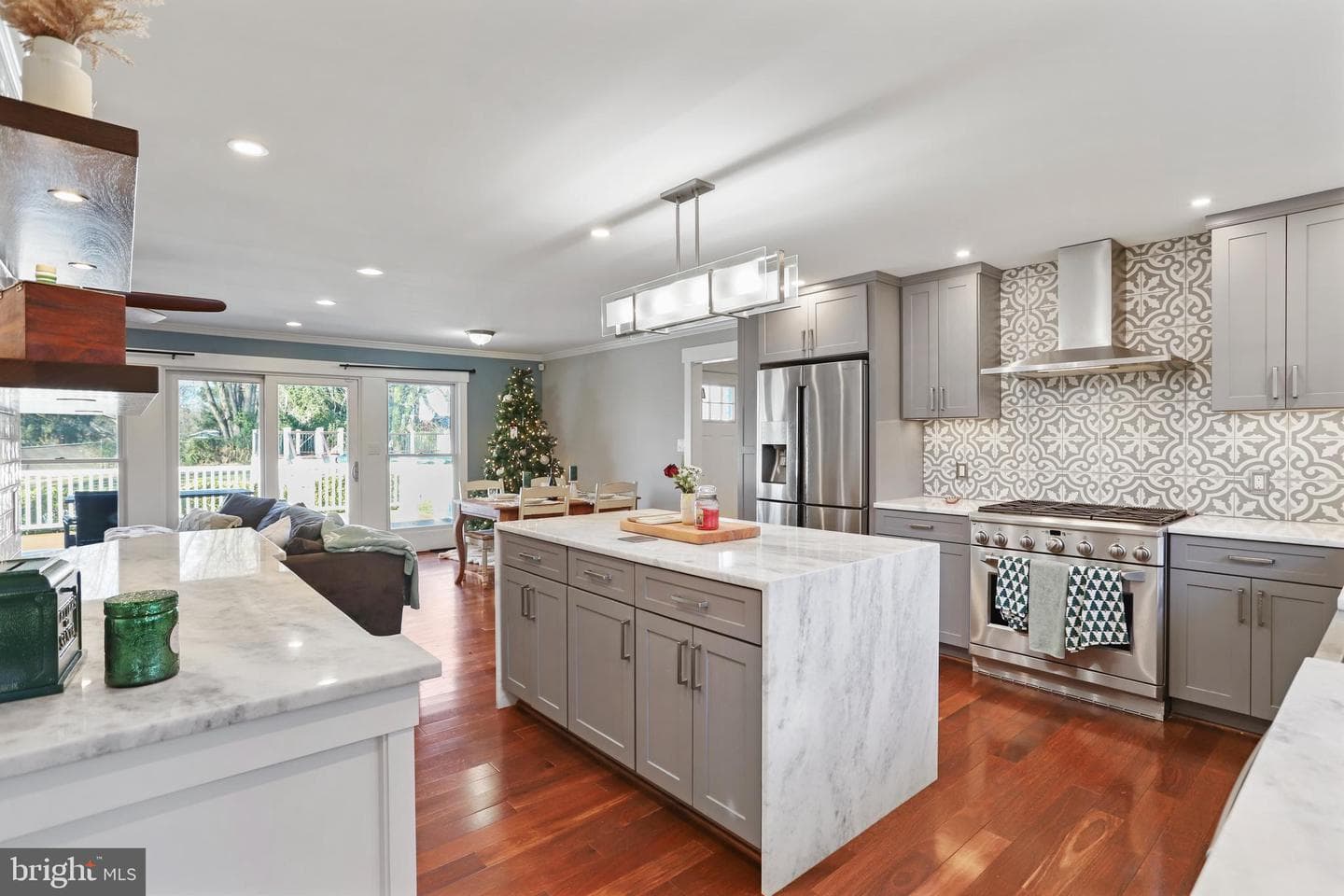 20420 Greenfield Road photo 8