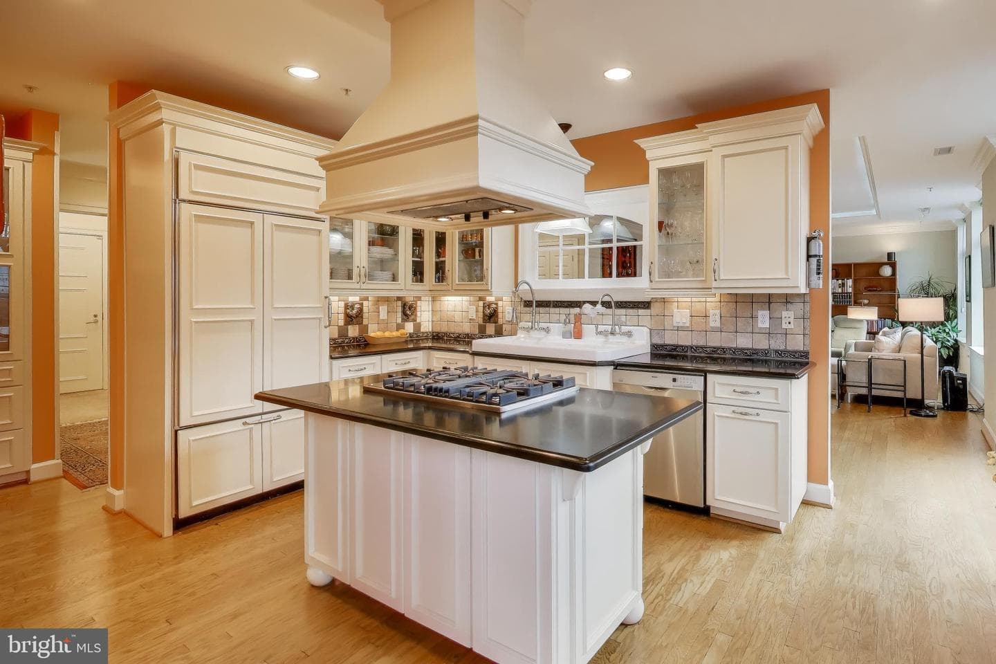 7405 Arlington Road #202 photo 21