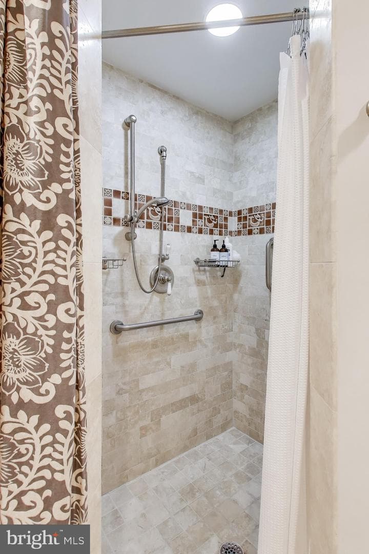 7405 Arlington Road #202 photo 30