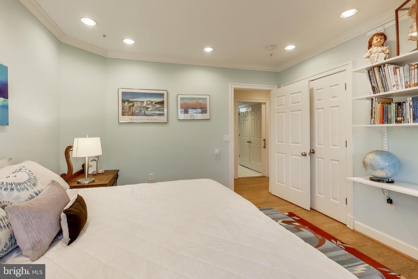 7405 Arlington Road #202 photo 33