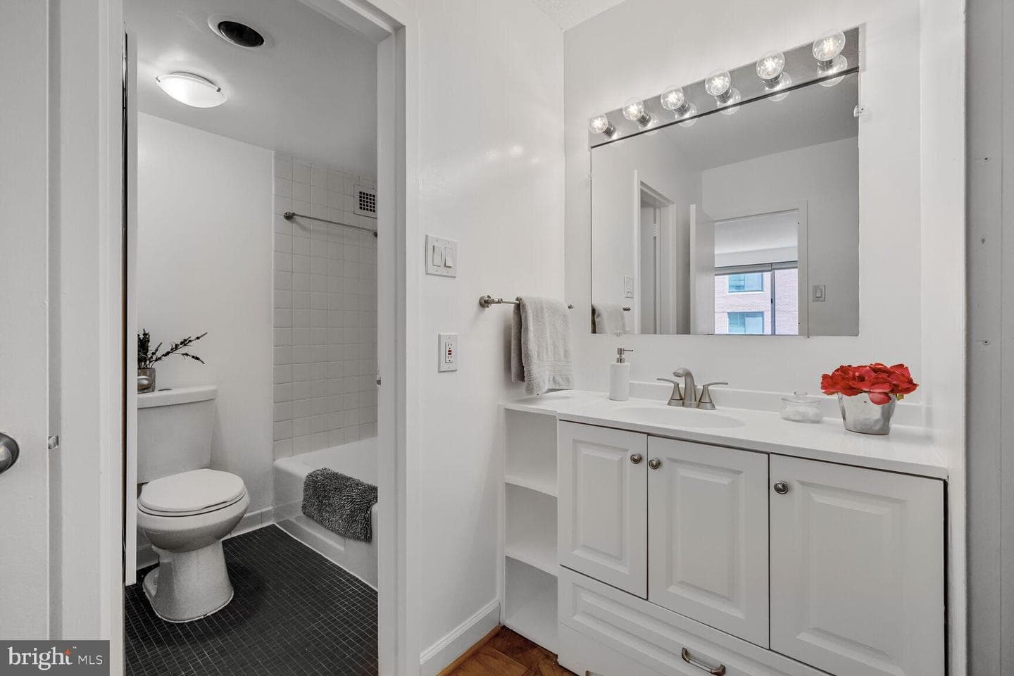5500 Friendship Boulevard #1422n photo 21