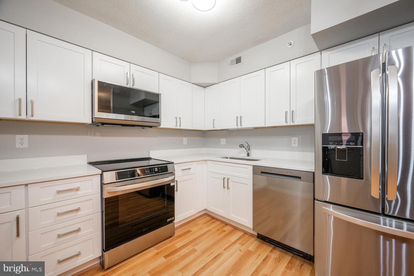 5000 Battery Lane #207 photo 2