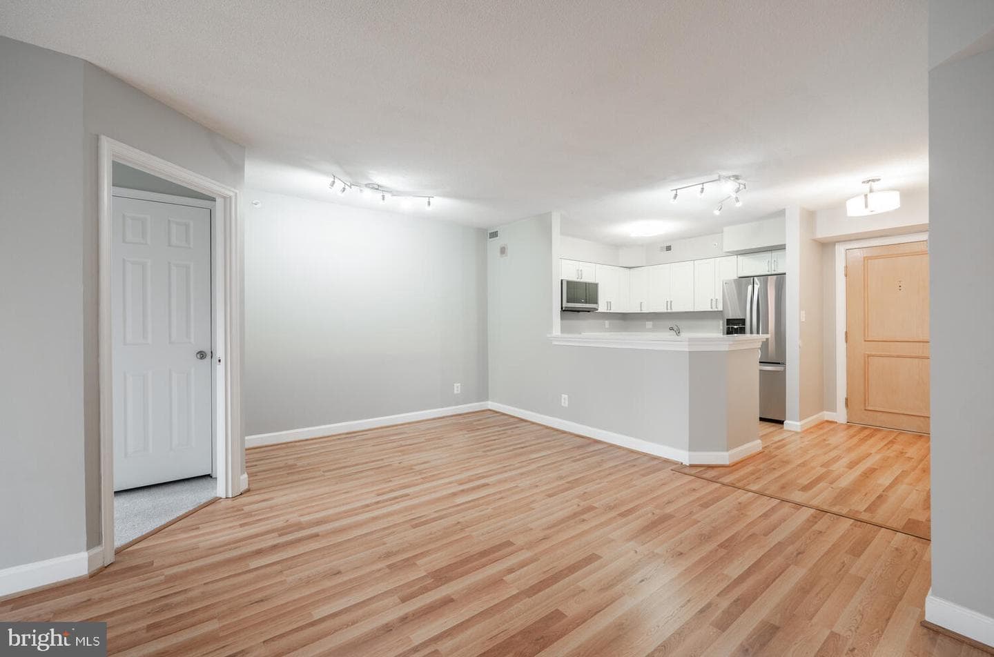 5000 Battery Lane #207 photo 3