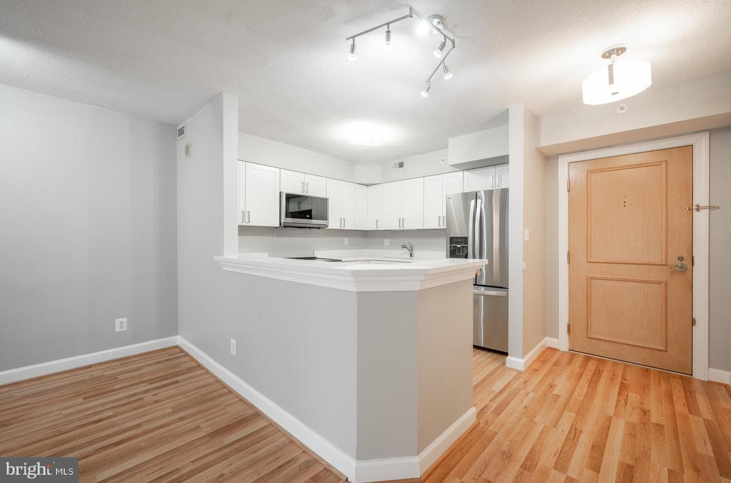 5000 Battery Lane #207 photo 4