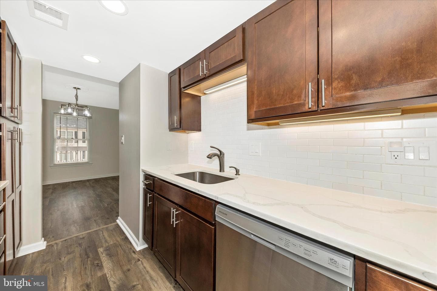 9923 Maple Leaf Drive photo 6