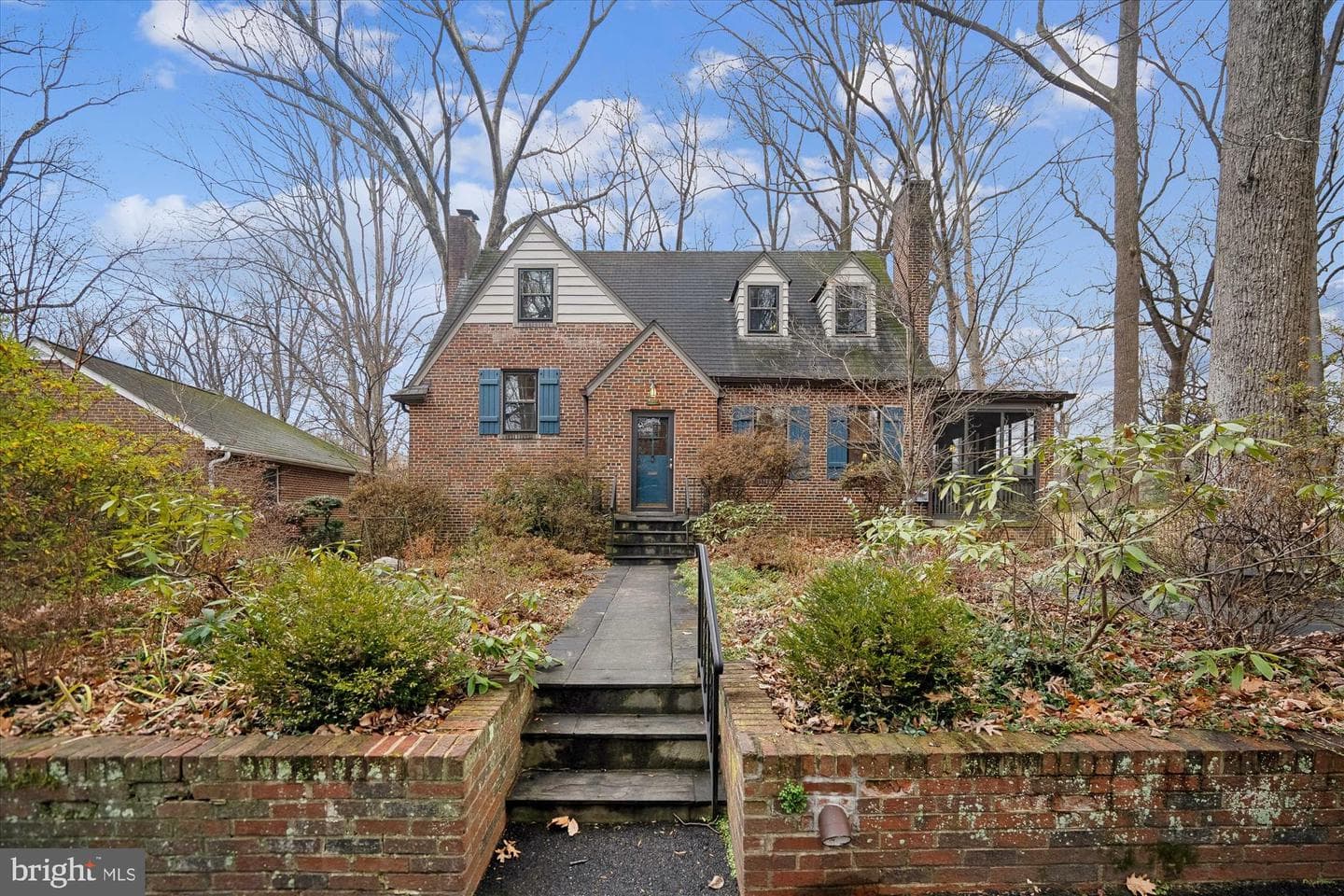 9220 Manchester Road photo 3