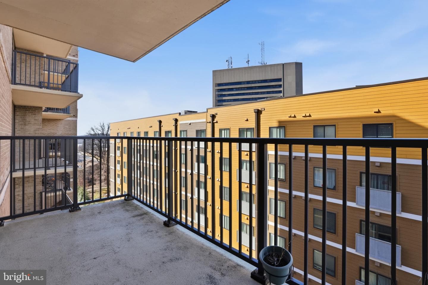 4 Monroe Street #909 photo 16