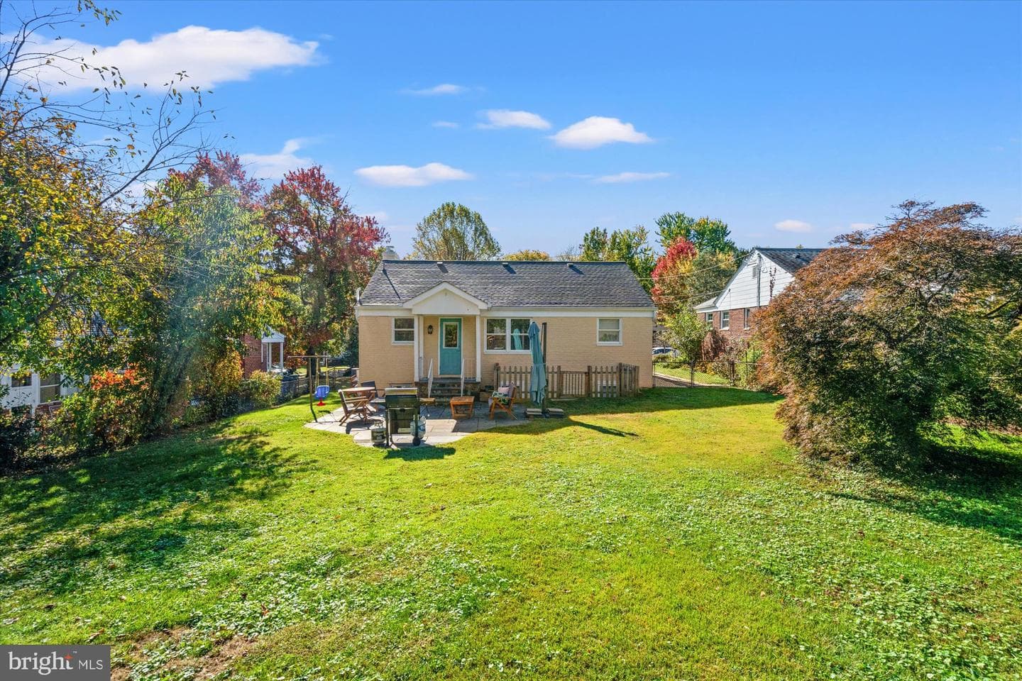 2213 Darrow Street photo 14