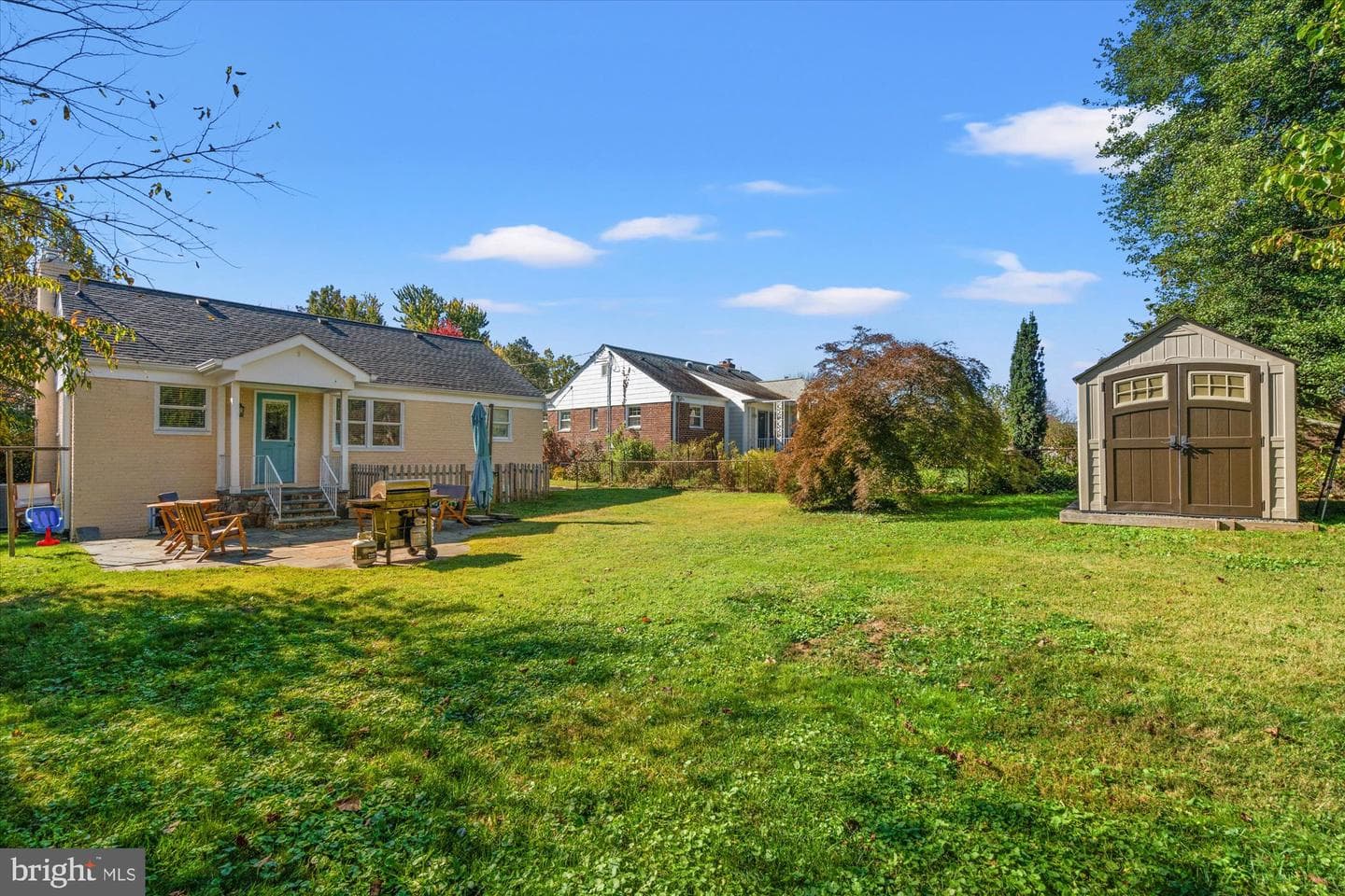 2213 Darrow Street photo 15