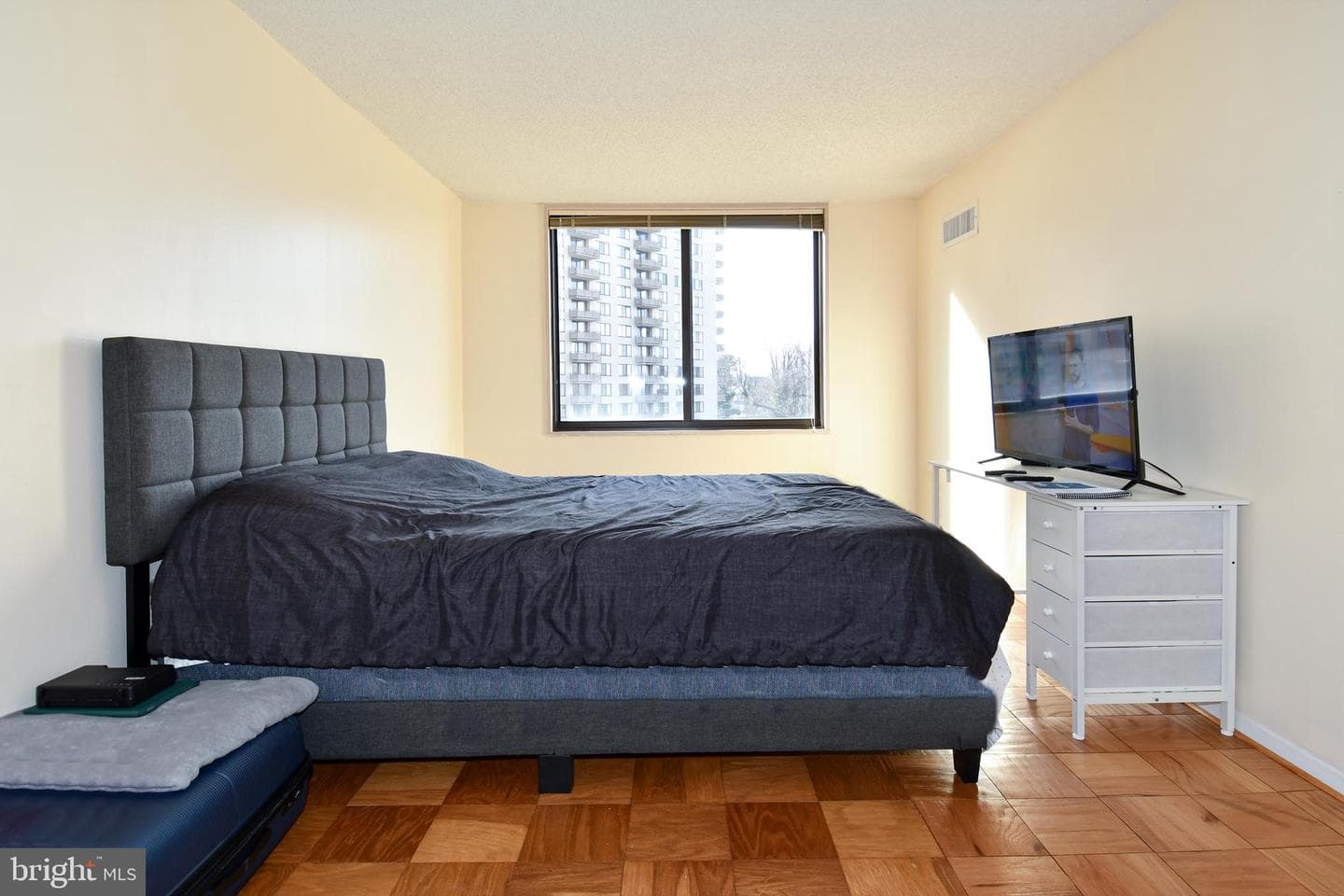 5225 Pooks Hill Road #1214n photo 8