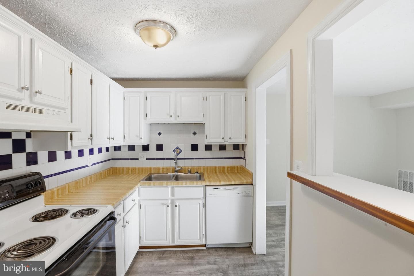 12309 Silvergate Way #908-D photo 6