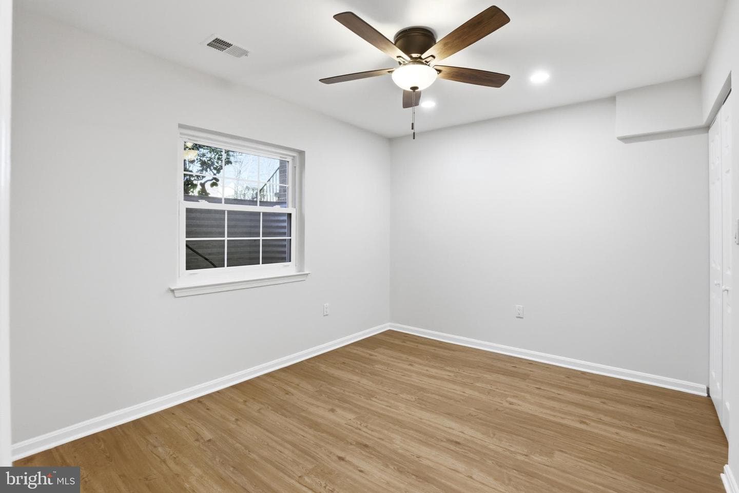 3922 Tynewick Drive #10 photo 32