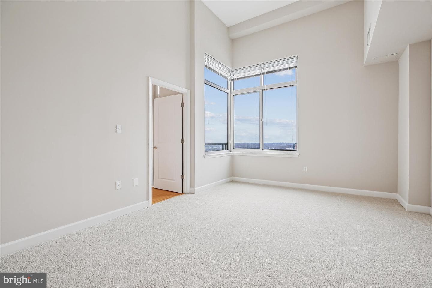 5750 Bou Avenue #1905 photo 23
