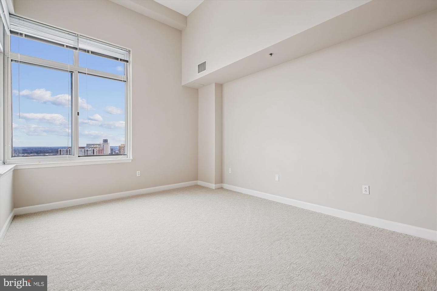 5750 Bou Avenue #1905 photo 24
