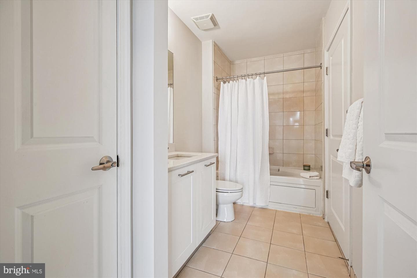5750 Bou Avenue #1905 photo 27